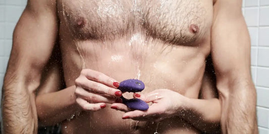 Qué hacer y qué no hacer con los juguetes sexuales